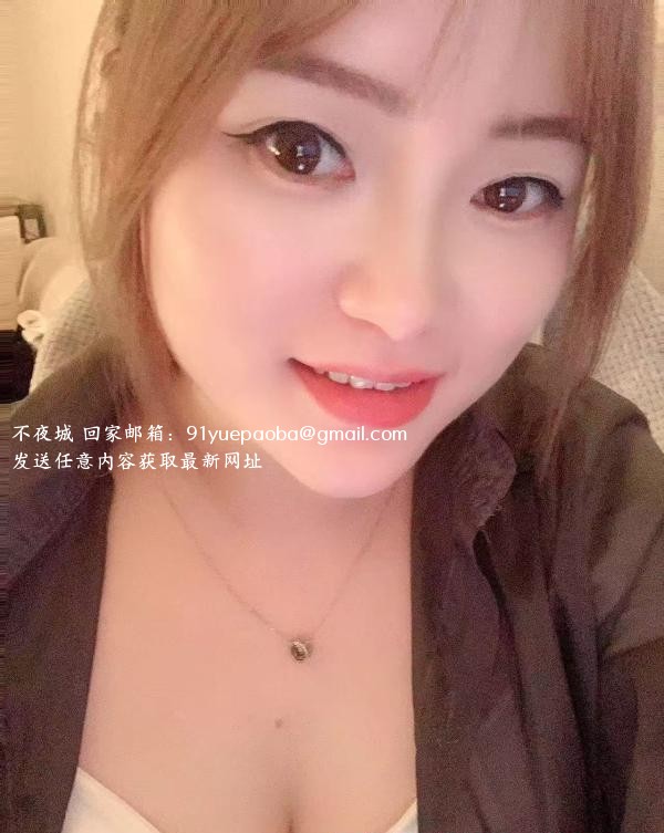 蜀山深喉舌舔骚货