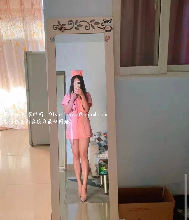 江边小鱼儿