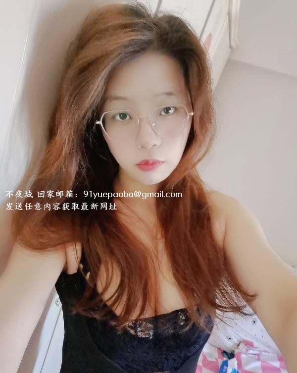 温柔性感长腿鱼儿