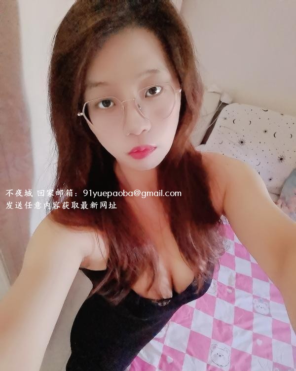 温柔性感长腿鱼儿
