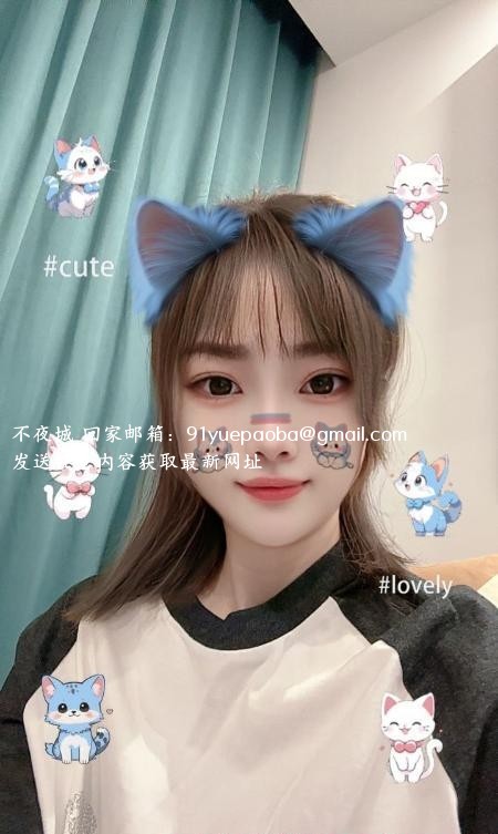徐汇短发白栀女友洋洋