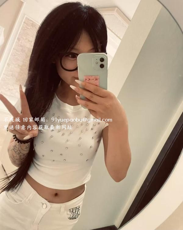 08三点粉小妹妹回归