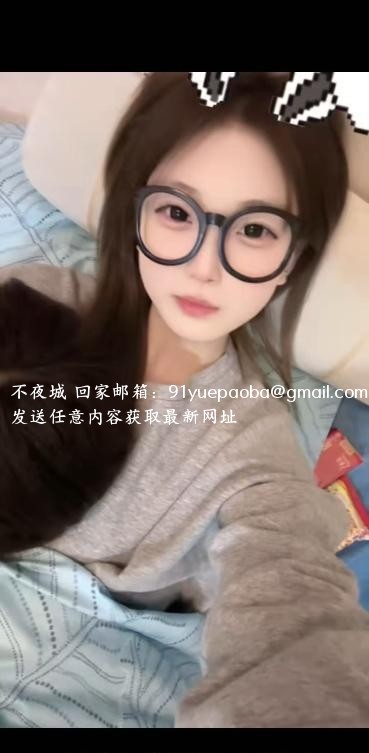 08三点粉小妹妹回归