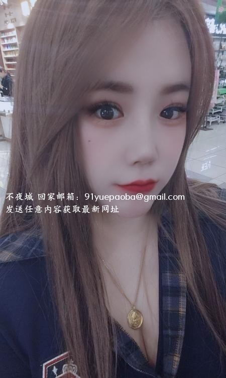 风骚G奶小姐姐