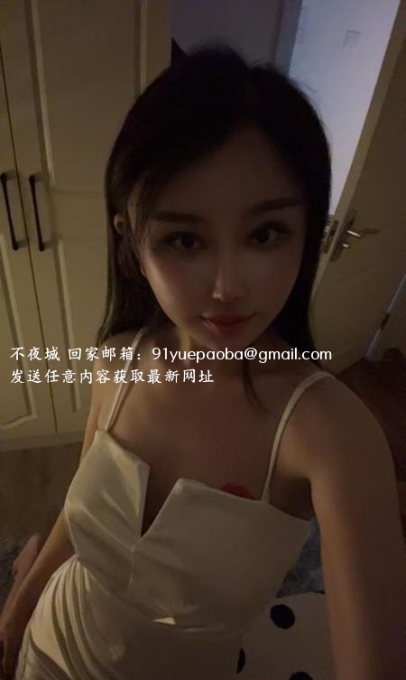 成都东站风骚丹丹