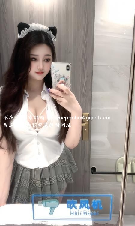 微胖型巨乳妹赵灵儿