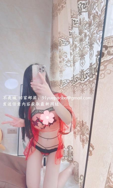 制服控骚少妇