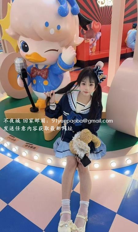 三点粉小嫩妹