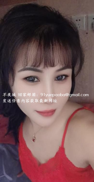 丰满大胸熟女