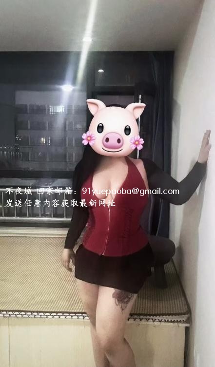 胶南大胸小姐姐