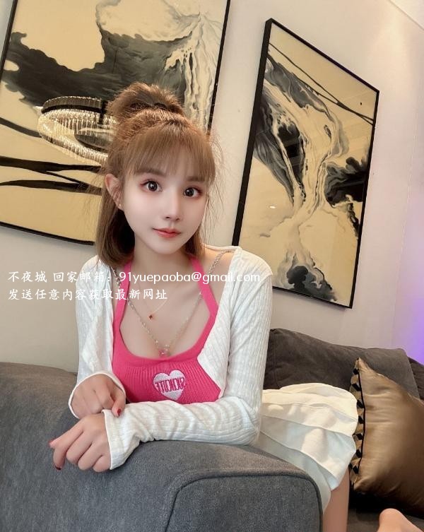 肤白貌美颜值梦梦