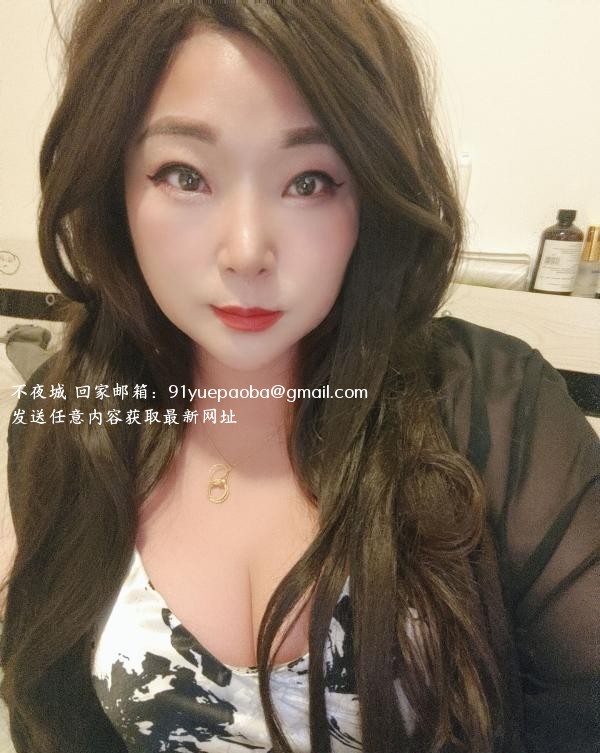 三通骚臀老师