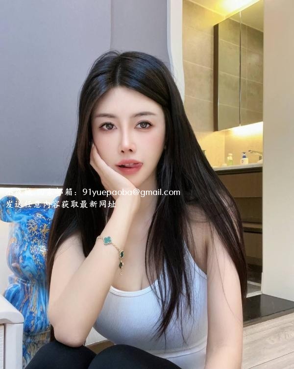 天然大胸颜值老师