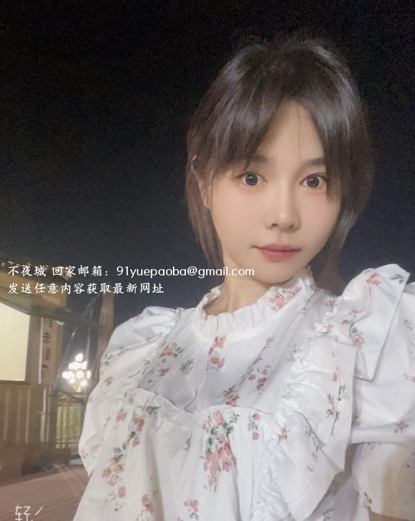 玉祥门细腰小姐姐