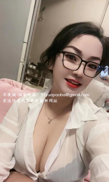 罗湖E乳一线天