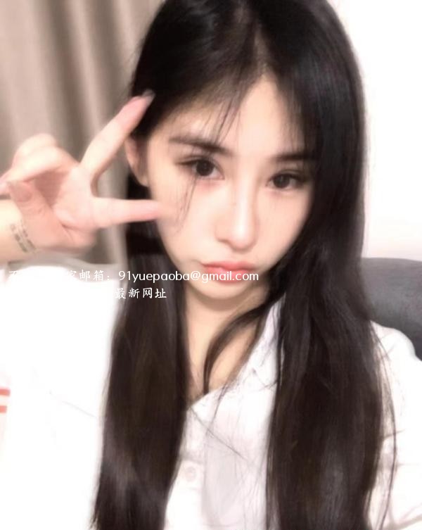 大长腿风骚美女