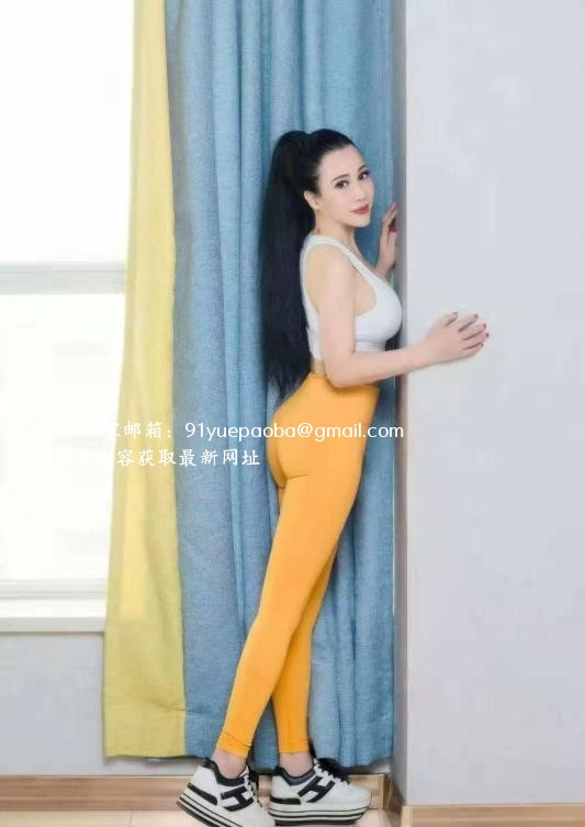 大奶风骚御姐