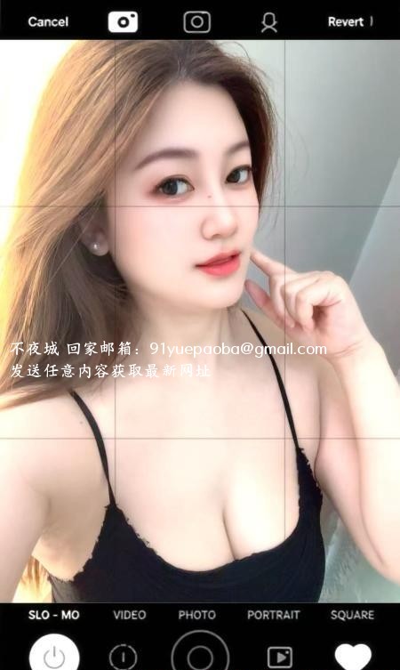 淫荡口爆大波女神