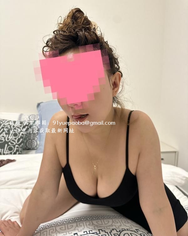 盘龙大胸欧美蜜桃臀