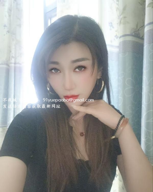 颜值人妻花妹