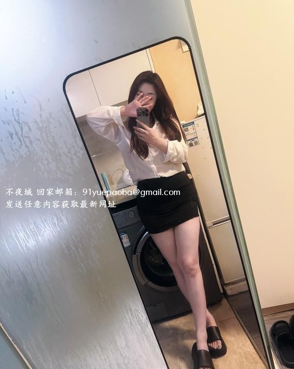 肉感肥臀小骚b
