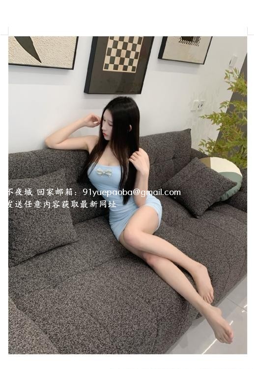 七月小姐姐