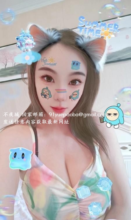 西城镜前战神爆乳西西