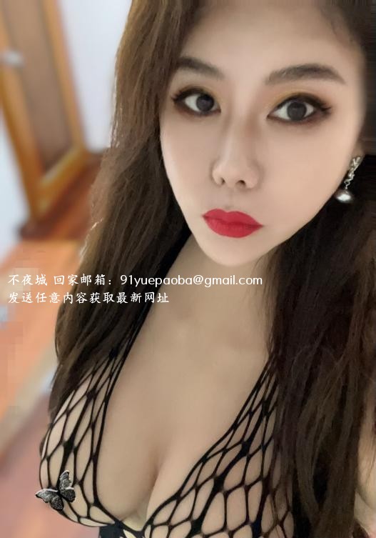 广州大肉弹翘臀妹子