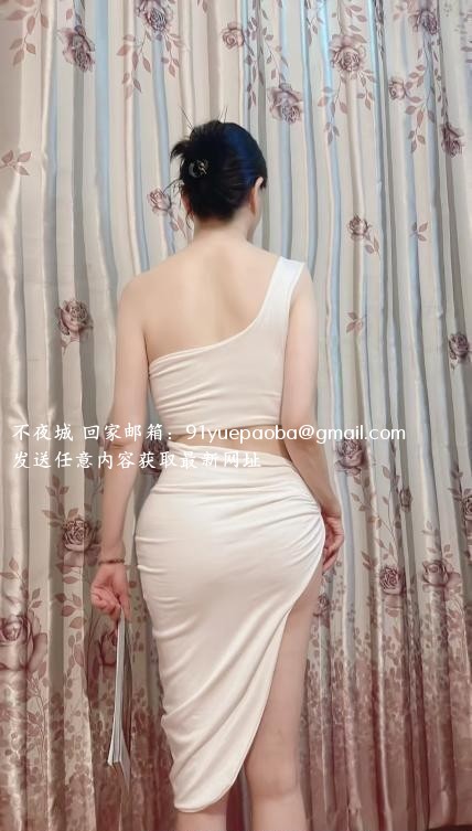 性感长腿少妇