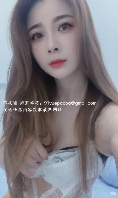 黄埔翘腚优优