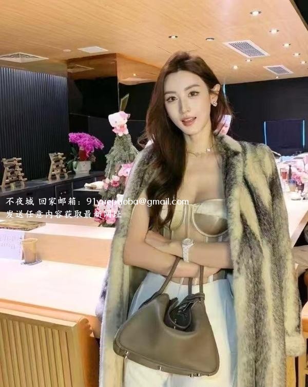 大长腿高颜值极品MM