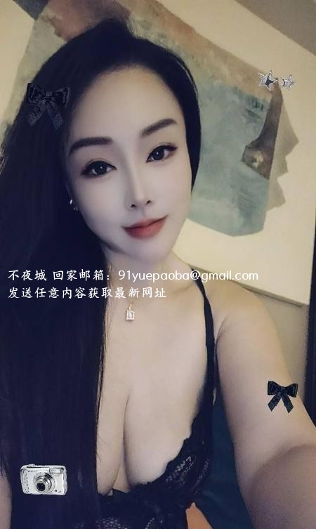 风骚性感翘臀姐姐