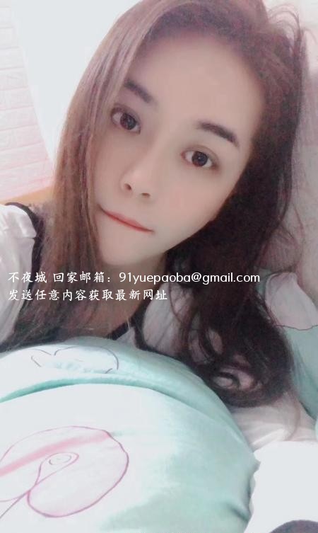 性感大胸美女
