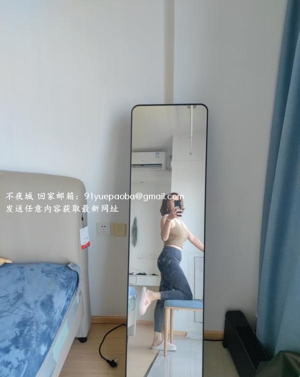 服务控性感少妇