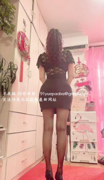 妖娆大屁股长腿姐姐