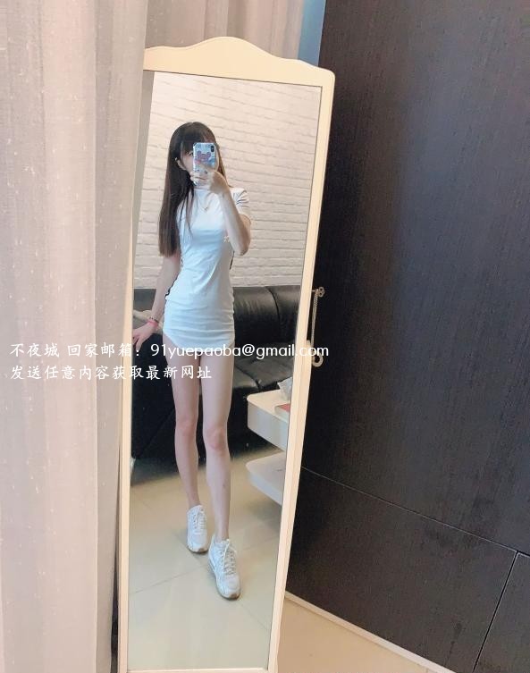 青春活力的小妹妹