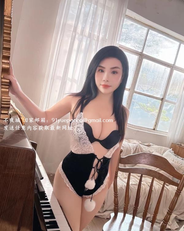 大屁股少妇妃妃