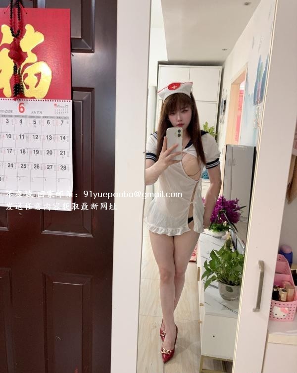服务系小姐姐