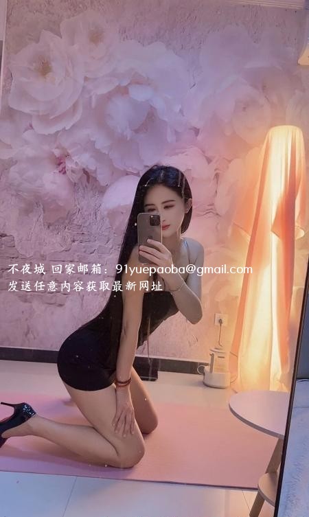 服务系高挑妹子雪梨