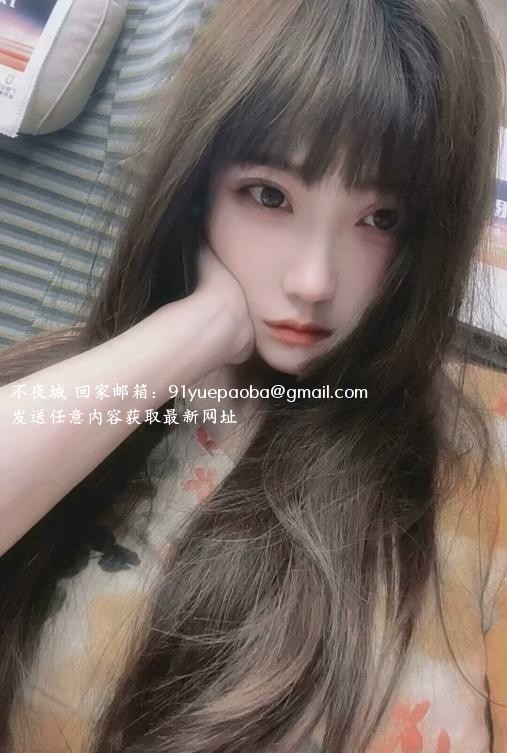 服务型美女