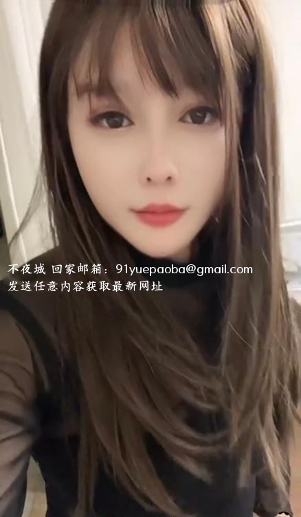 丰乳肥臀细腰少妇