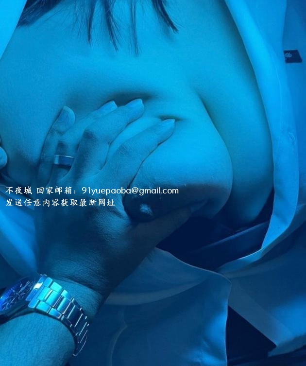 E杯大胸大屁股少妇