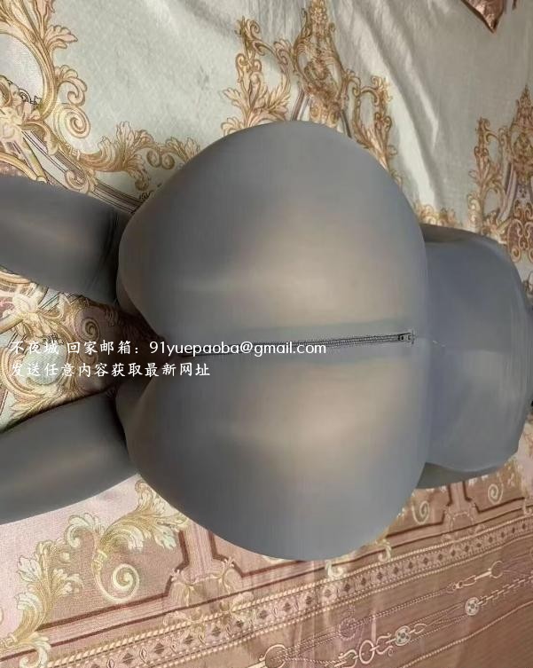 喷水池熟女