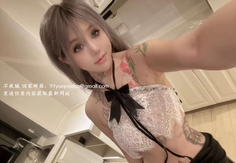 纹身女孩