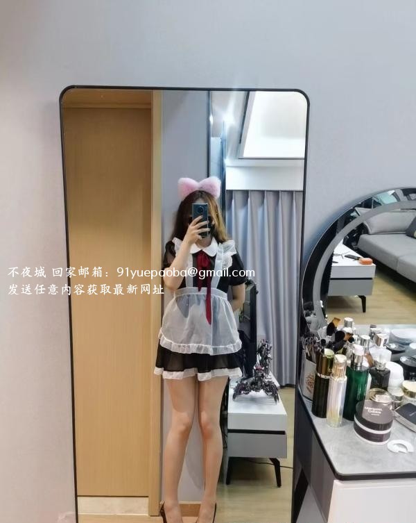 滨江爆草性感女仆
