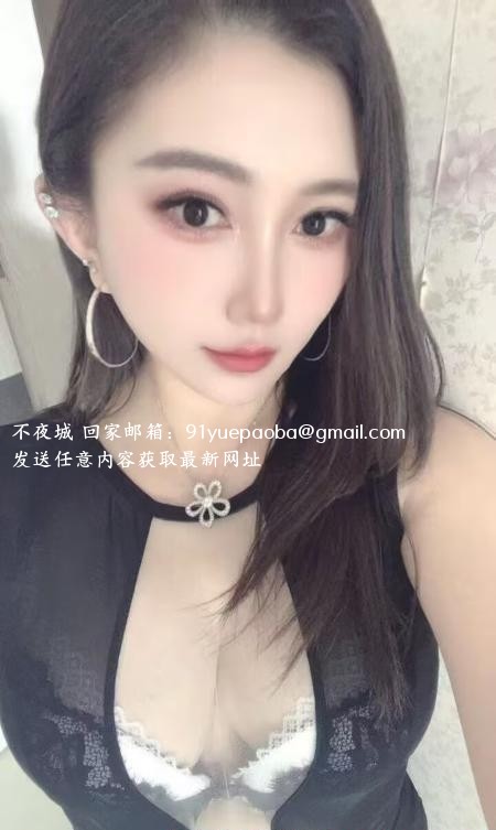 肤白大波少妇