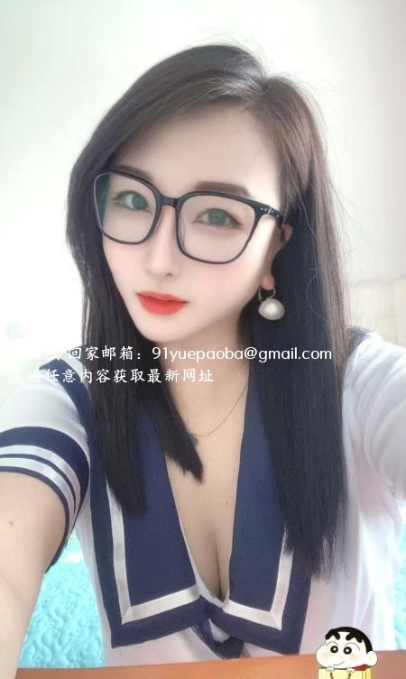 深喉锁喉女神