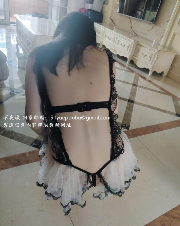 雨花舌吻女友系