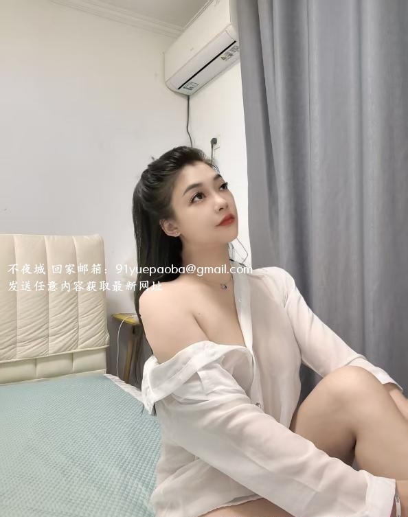 上城性感翘臀莉娜