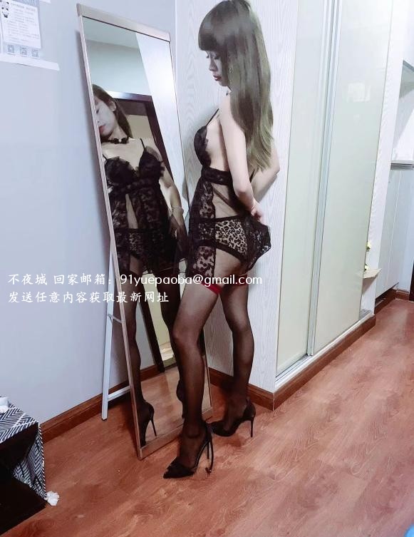 可抱起来玩的甜甜老师